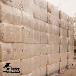 Vlas 20 kg  – volle vracht (14 pallets a 48 balen)