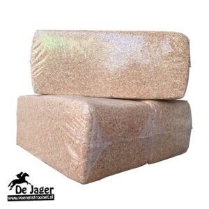Huismerk grenen houtvezel 20 kg – pallet 48 balen