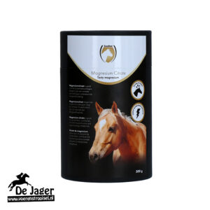 Jar of magnesium citrate supplement for horses, black label with horse photo and De Jaer logo in bottom left.